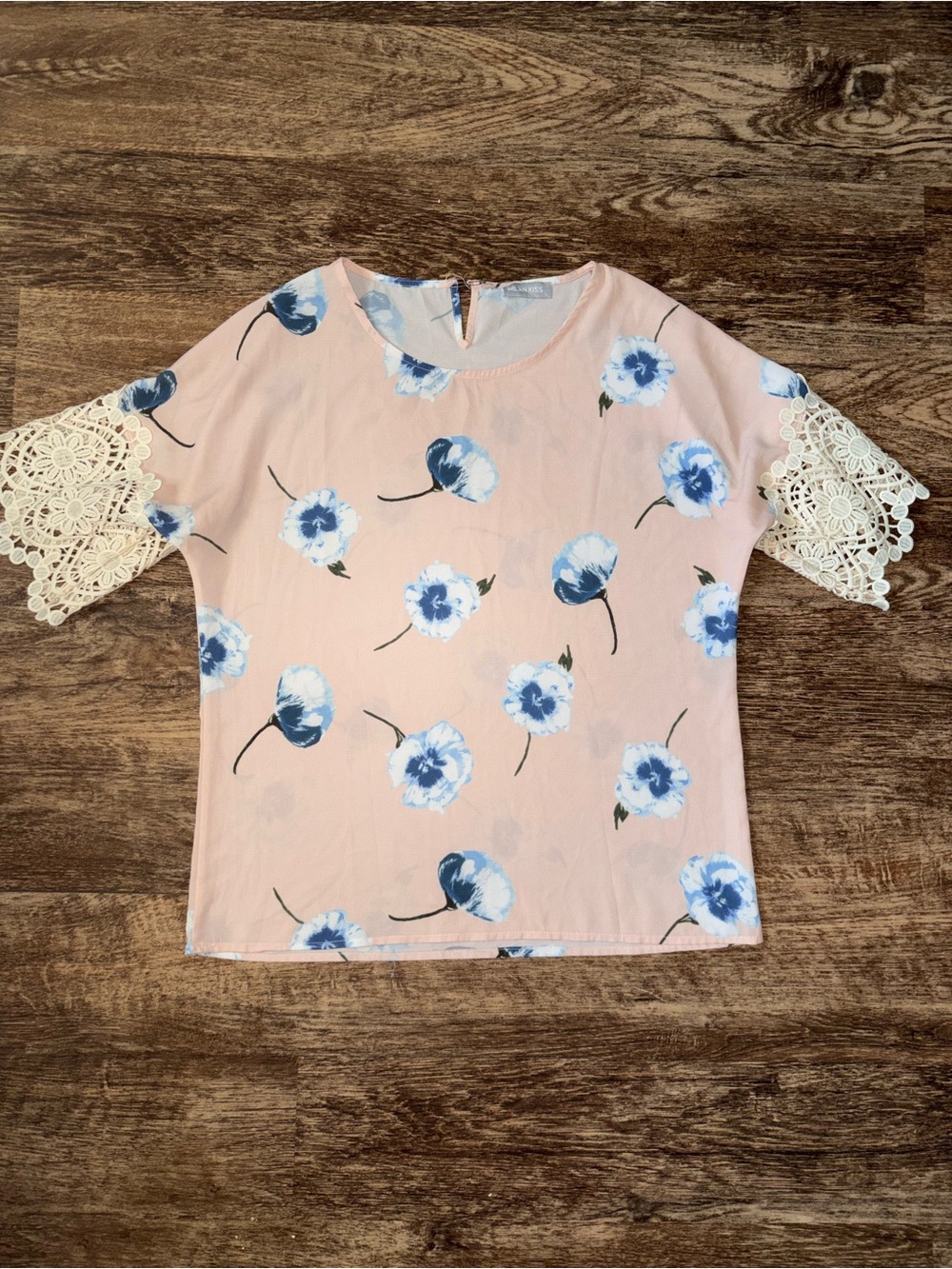 Floral Lace Sleeve Women's Top - Pink